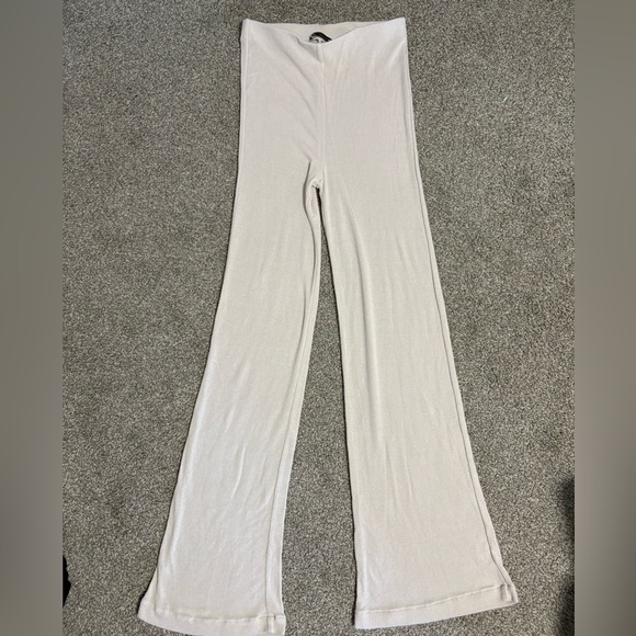 Zara Pants - Zara Off-White Long Knit Flared Pants Size Medium